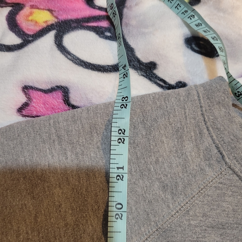Eddie Bauer Solid Gray Crewneck Long Sleeve Casual Everyday Swestshirt | Small - Picture 7 of 7